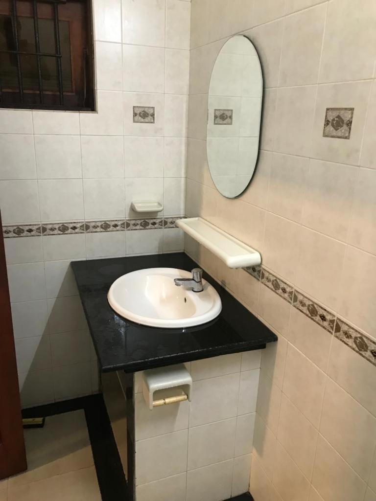 Appartement Ice Berg à Dehiwala-Mont Lavinia Chambre photo