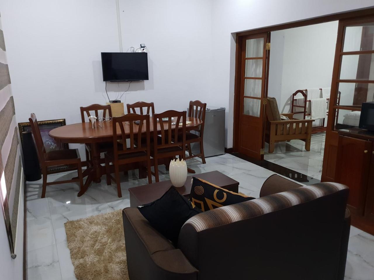 Appartement Ice Berg à Dehiwala-Mont Lavinia Extérieur photo