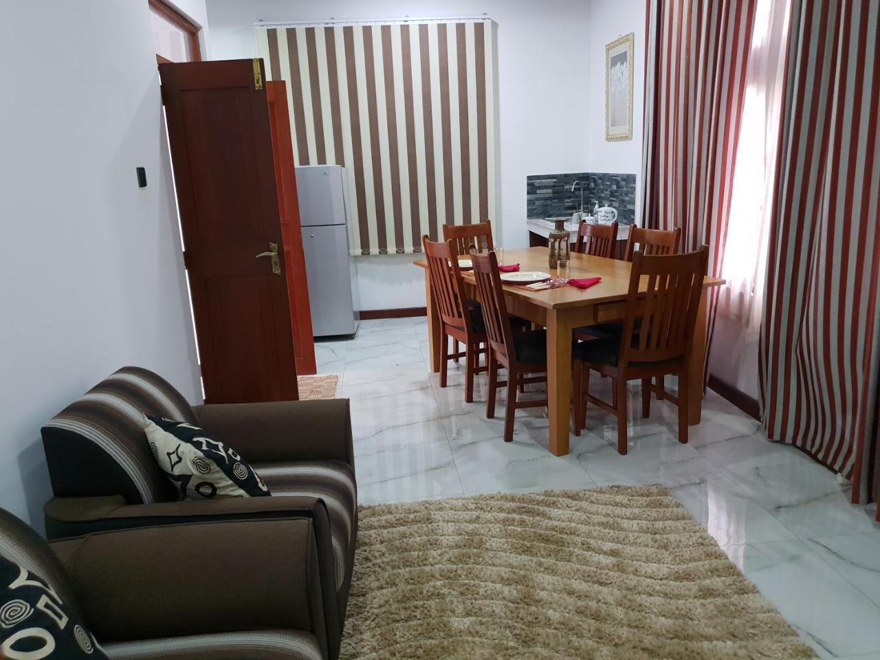 Appartement Ice Berg à Dehiwala-Mont Lavinia Extérieur photo
