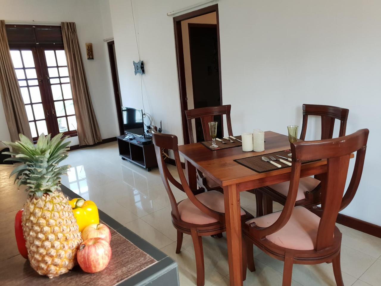 Appartement Ice Berg à Dehiwala-Mont Lavinia Extérieur photo