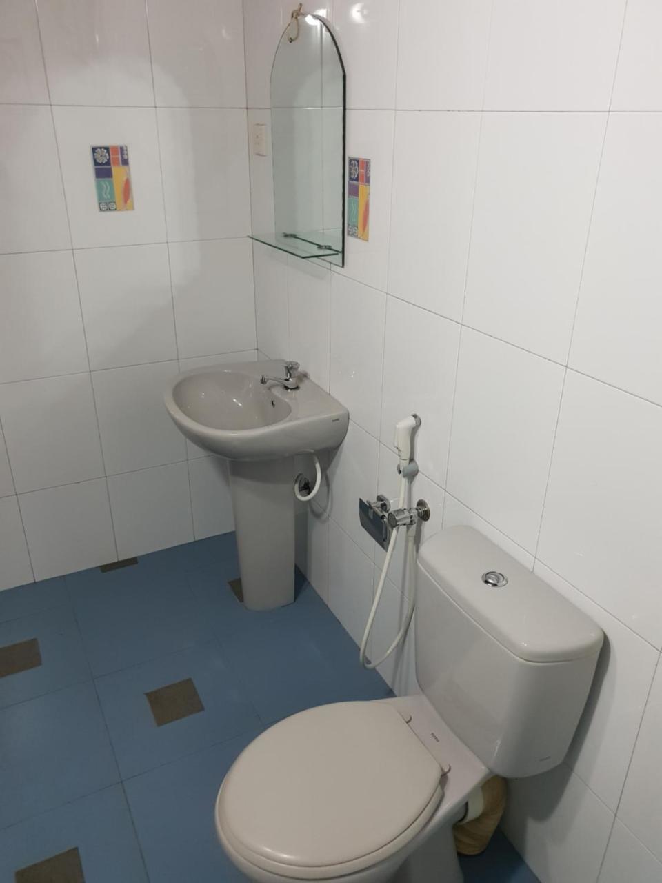 Appartement Ice Berg à Dehiwala-Mont Lavinia Extérieur photo